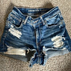 American Eagle shorts have been used